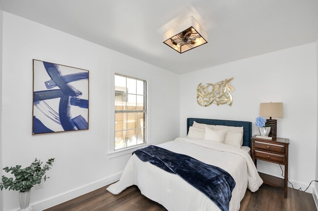 Building Photo - 4215 Eli St