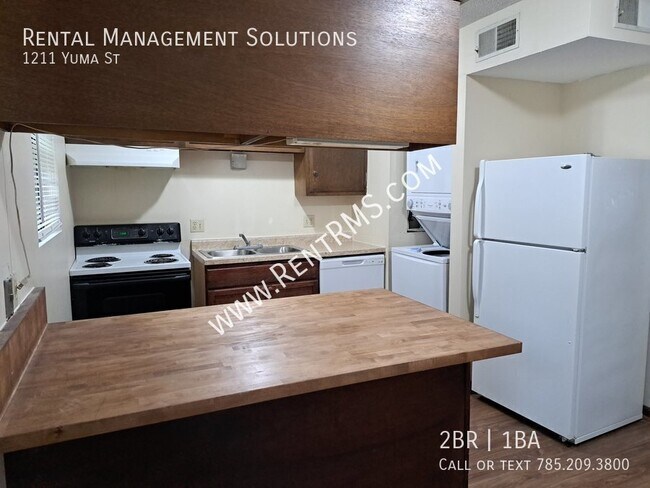 Building Photo - 1211 Yuma St