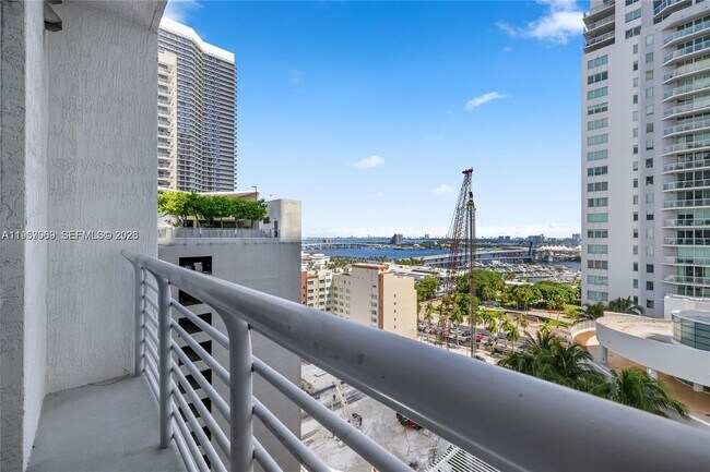 Building Photo - 234 NE 3rd St