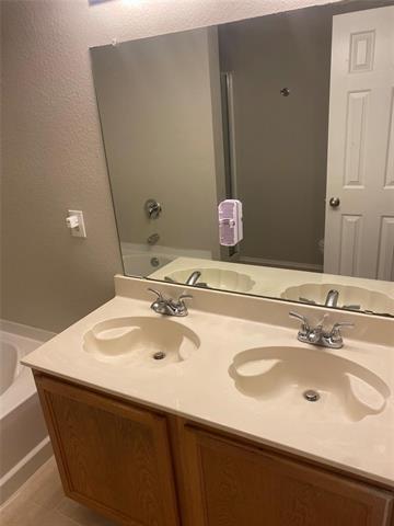 Building Photo - 4028 Thoroughbred Trail