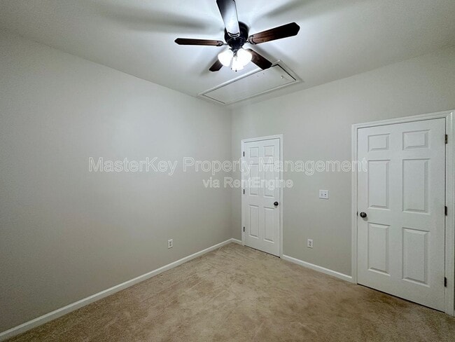 Building Photo - 106 Litton St