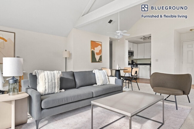 Building Photo - 541 Cutwater Ln