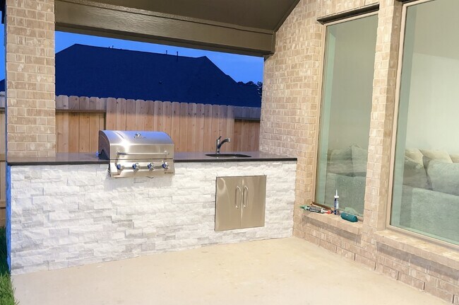 Building Photo - 19315 Stagecoach Breeze Ln