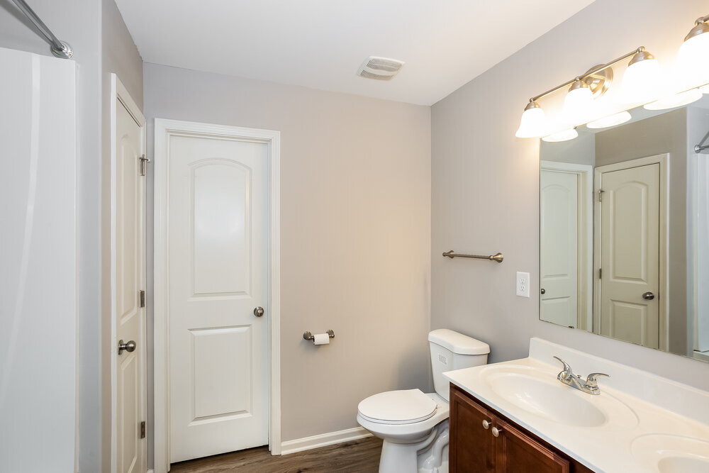 Building Photo - 338 Olde North Church Dr