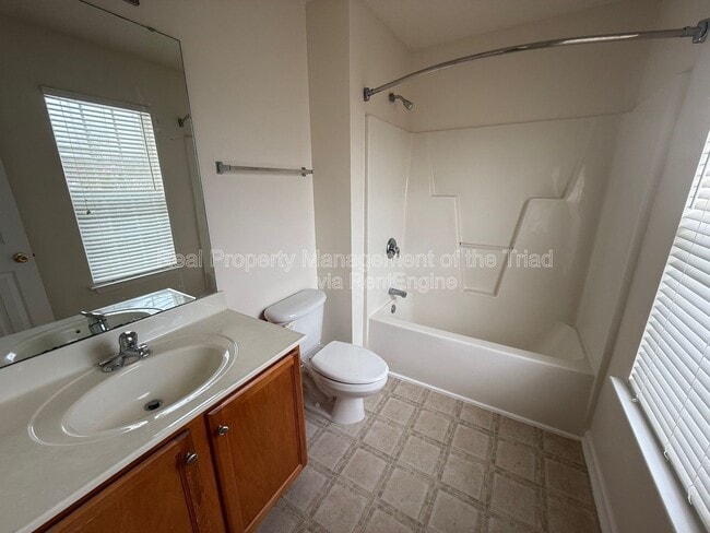 Building Photo - 1246 Glory Vine Rd