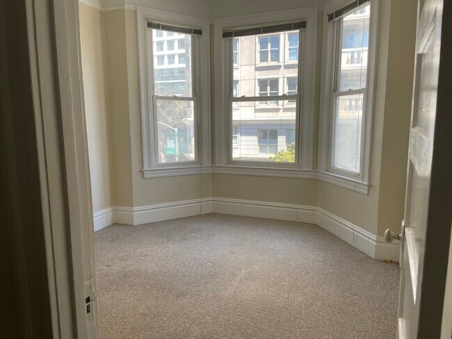 Front Bedroom - 1551 Franklin St