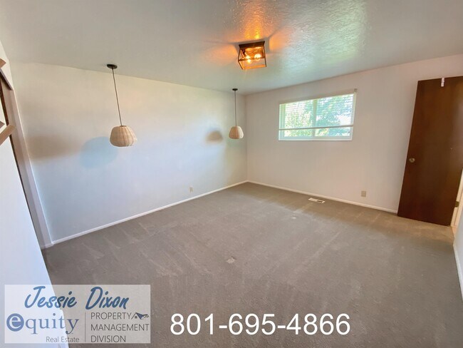Building Photo - 2687 N 1450 E