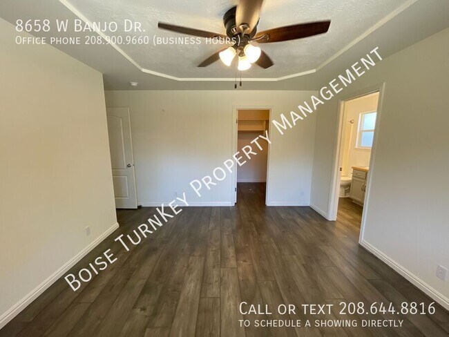 Building Photo - 8658 W Banjo Dr