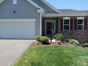 Building Photo - New open concept home located in Oakmont H...