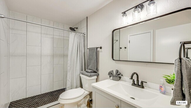 Building Photo - 5522 Allbrook