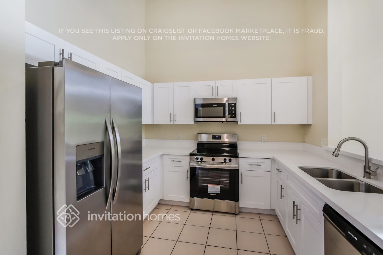 Building Photo - 4162 NW 114th Ave