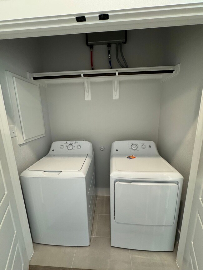 Building Photo - 700 N William E Crawford Ave