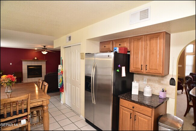 Building Photo - 1316 Black Ridge Dr