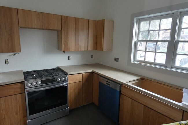 Building Photo - Wisteria, LLC