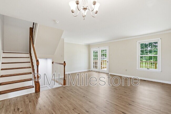 Building Photo - 6581 Ewald Ct