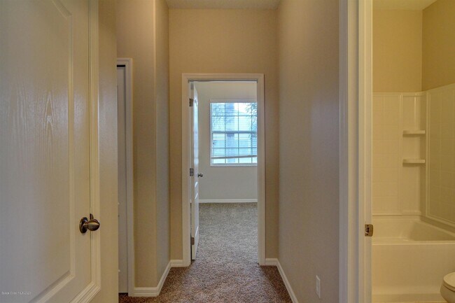 Building Photo - 5864 Trieda Dr