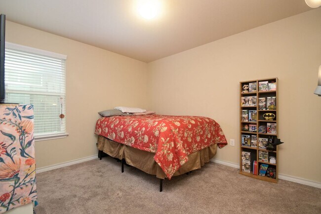 Building Photo - 11806 Plover Pl