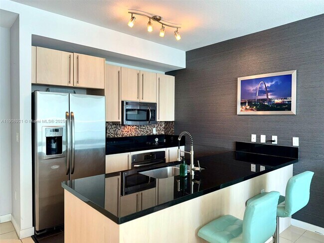 Primary Photo - 79 SW 12th St