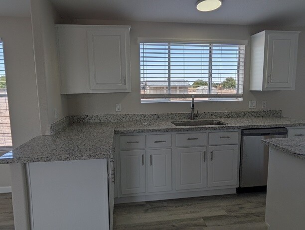 Building Photo - 50559 W Esch Trail