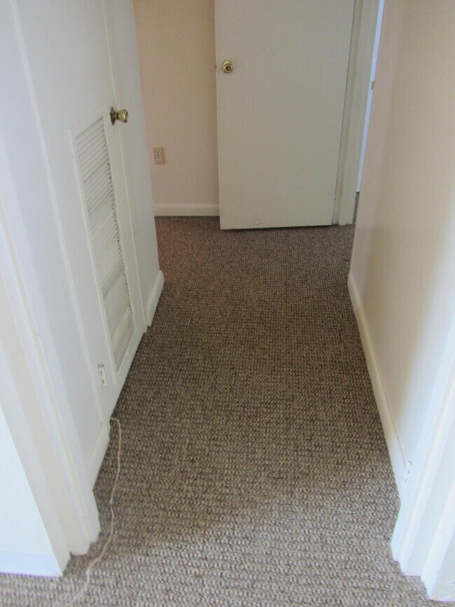 Building Photo - 300 Miracle Strip Pkwy