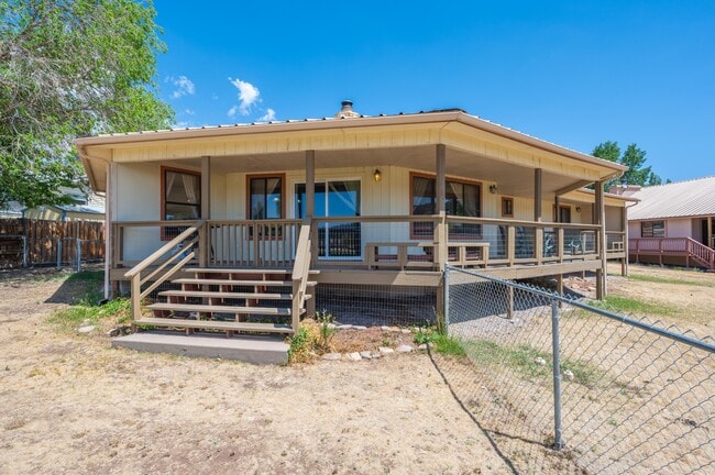 Building Photo - 409 Barcus Rd
