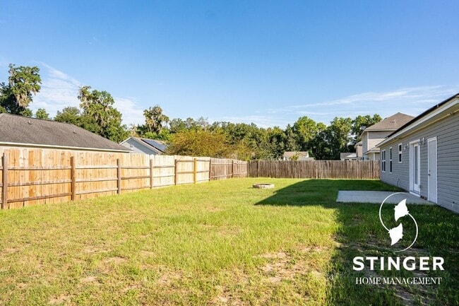 Building Photo - 28 Spearmint Cir