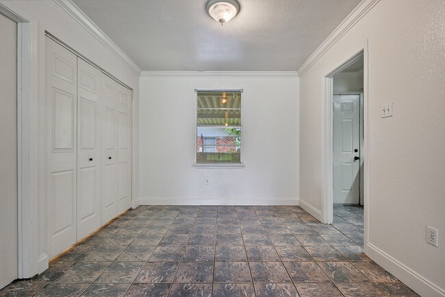 Building Photo - 3098 Drusilla Ln