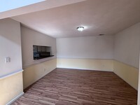 Building Photo - 900 Charnell Dr