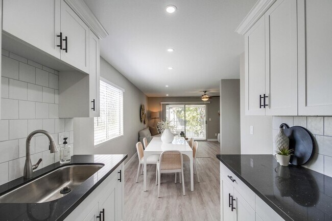 Floorplan - THE POINTE - JUST RENOVATED! Luxurious Community, W/D In Unit