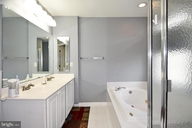 Building Photo - 25445 Carberry Dr