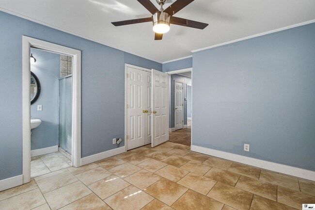 Building Photo - 2013 Frances Pl