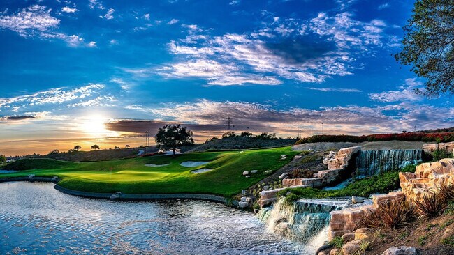 Building Photo - 4866 Hillside Dr