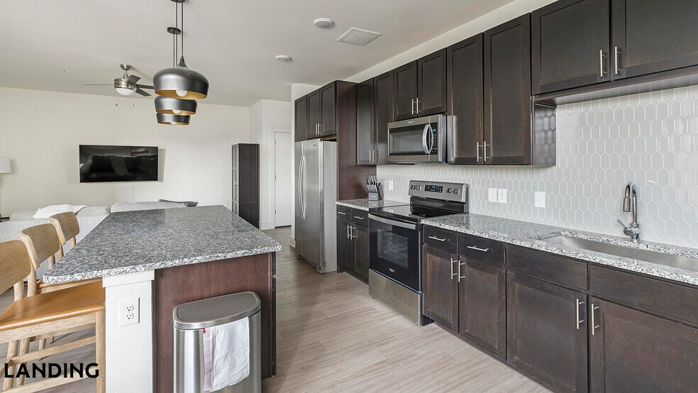 Building Photo - 5200 White Settlement Rd