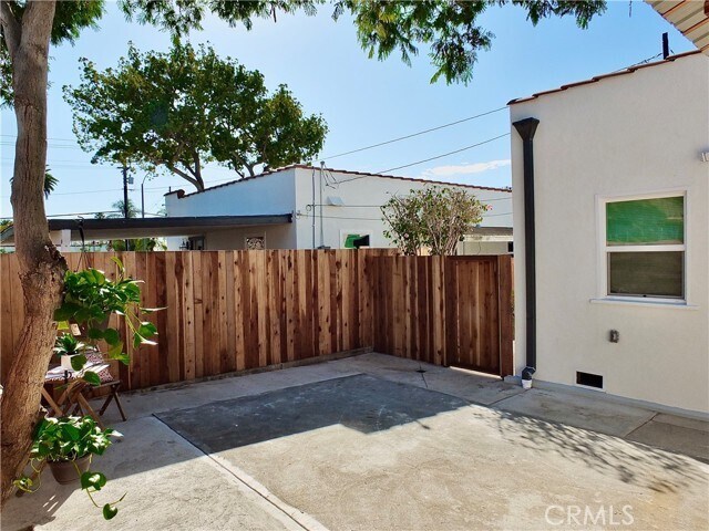 Building Photo - 2618 Lime Ave