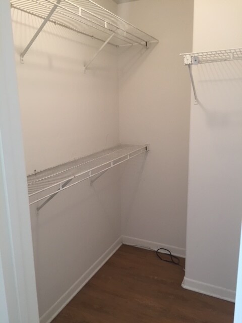 Building Photo - 215 Moonstone St