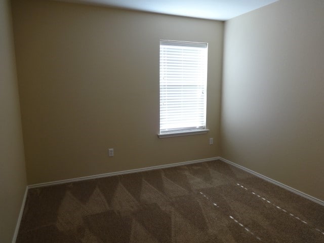 Building Photo - 7103 George Finger Rd