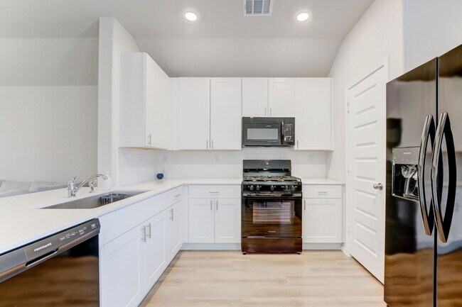 Building Photo - 8150 Wollemi Pne Rd