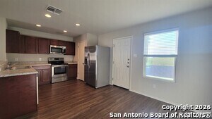 Building Photo - 7136 Quarter Moon