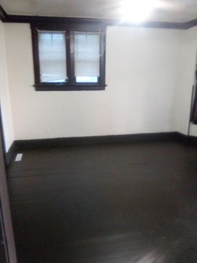 Building Photo - 1538 N 29th St