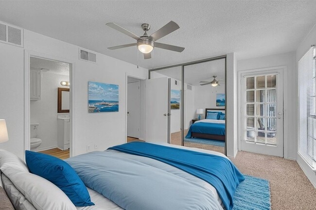Building Photo - 6044 Stoneybrook Dr