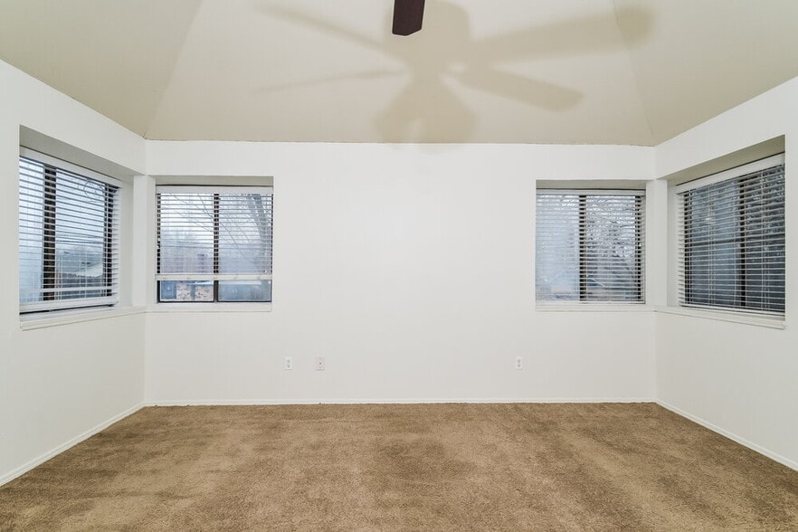 Building Photo - 6612 Hightower Dr