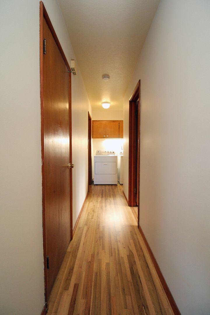 Building Photo - 1630-1632 NE 81ST AVE