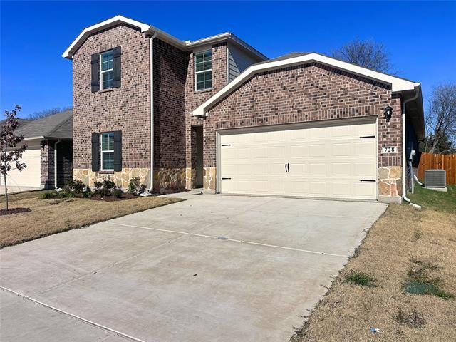 Building Photo - 728 Pineywood Trl