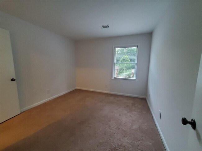 Building Photo - 2533 Hunton Ct