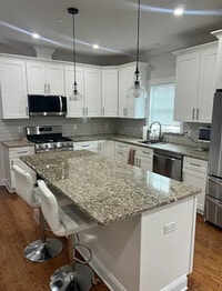 Building Photo - 87 Bradford St