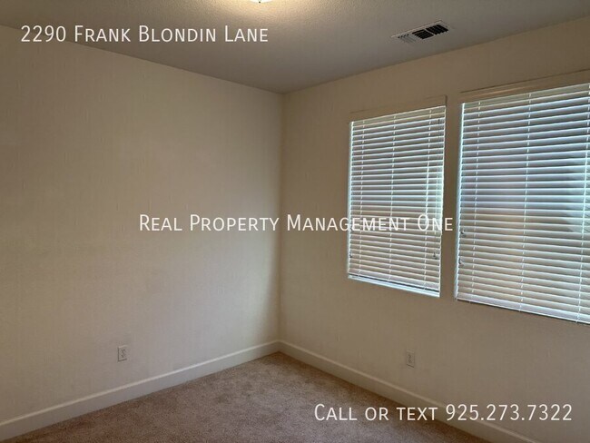 Building Photo - 2290 Frank Blondin Ln
