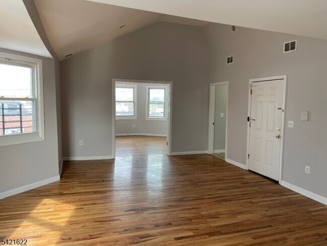 Building Photo - 784 S 19th St
