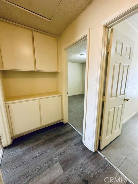 Building Photo - 1459 W Wabash St