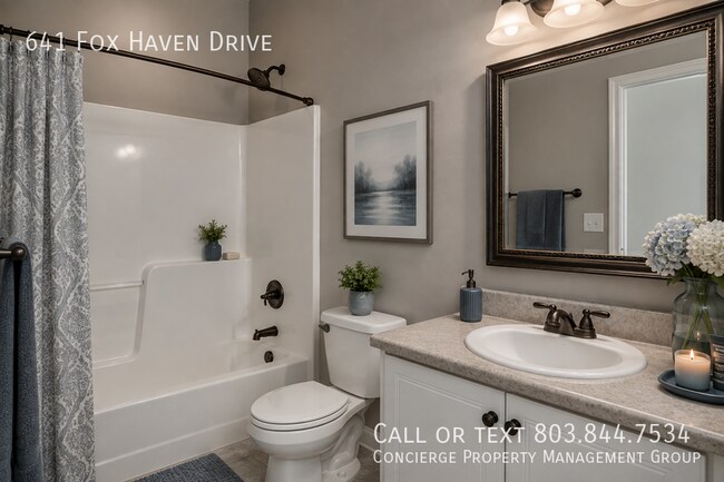 Building Photo - 641 Fox Haven Dr