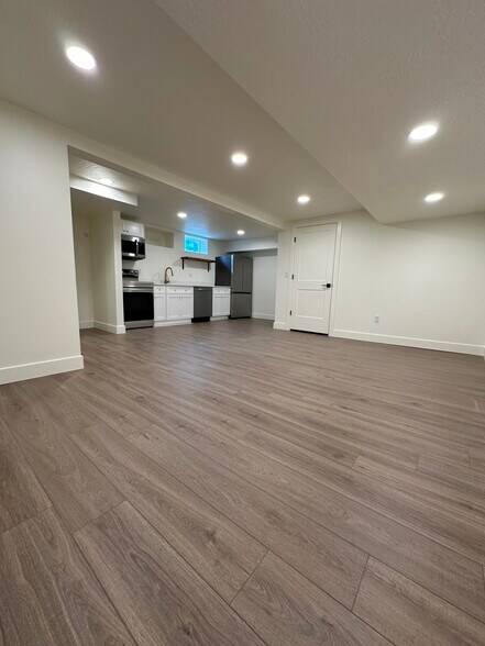 Building Photo - 2161 S Nowell Cir